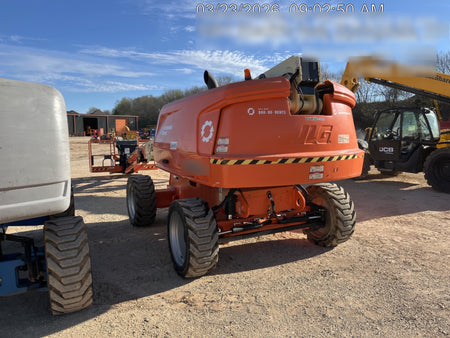2022 JLG 660SJ