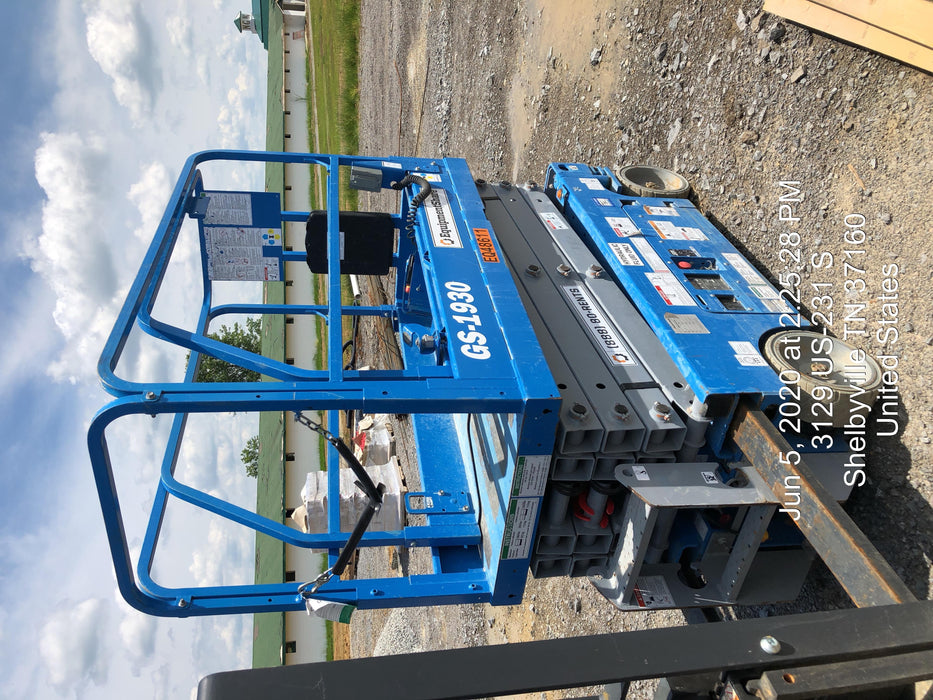 2019 Genie GS-1930 Fixed Rails with Chain Entry