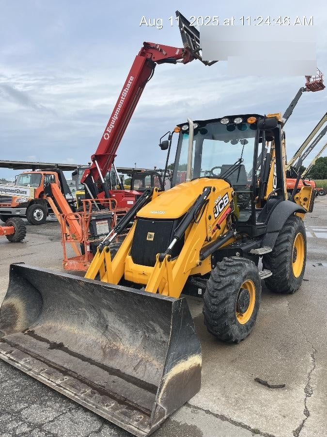 2023 JCB 3CX-14