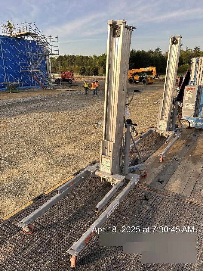 2020 GENIE SLC-24