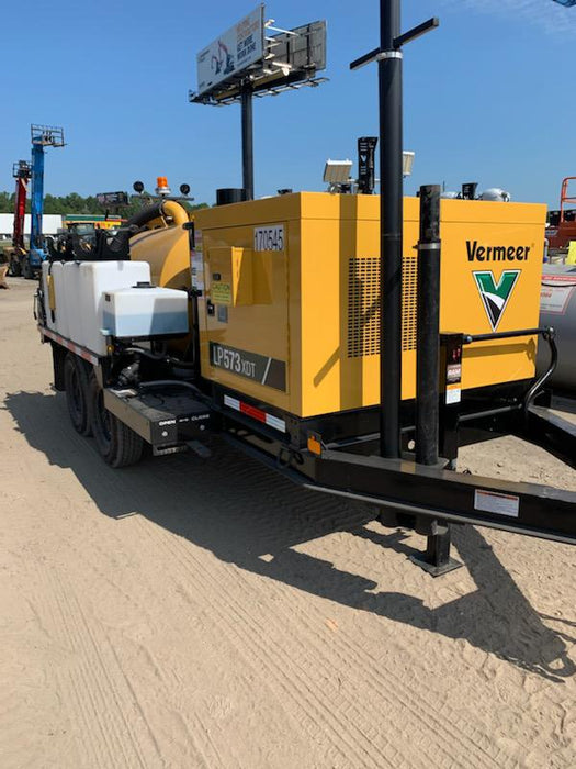 2022 VAC-TRON LP573XDT