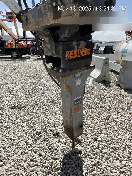 2023 EPIROC EC40T