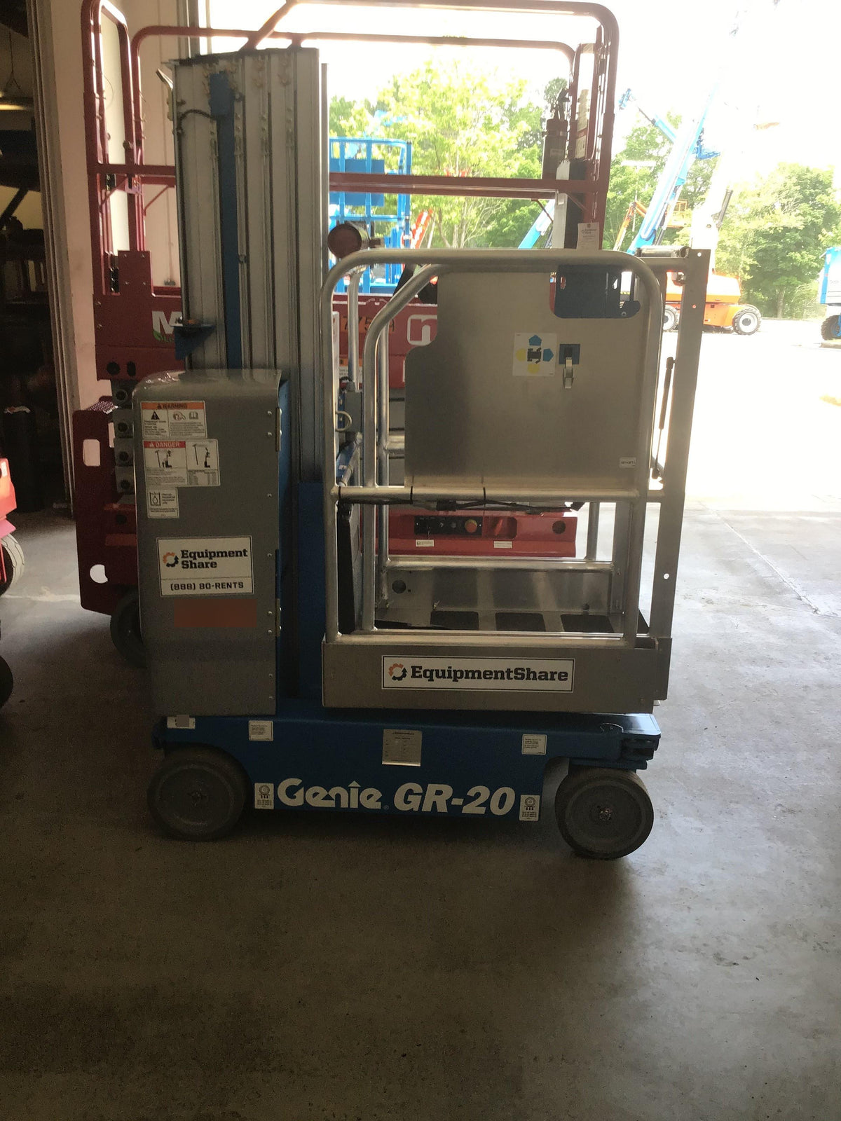 2020 GENIE GR-20