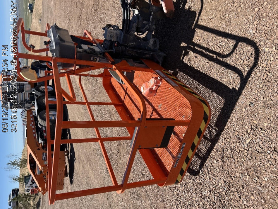 2023 JLG 660SJ