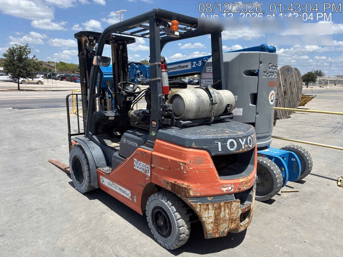 2022 TOYOTA 50-8FGU25