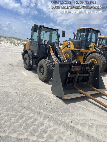 2023 CASE 121F