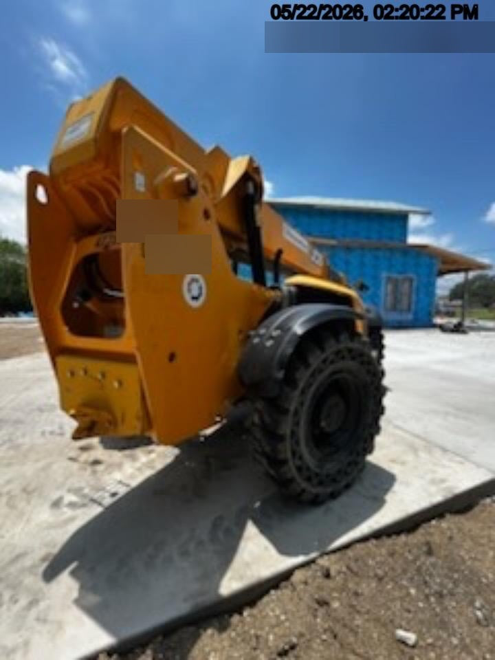 2019 JCB 509-42 74 HP w/Open ROPS, Beacon, Aux Hydraulics, LED Work lights, Solid Tires w/66" Carriage/60" Forks