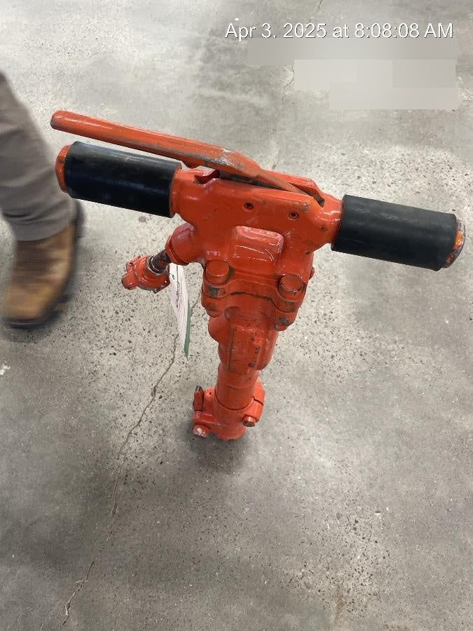 2021 MICHIGAN PNEUMATIC MP-30-1