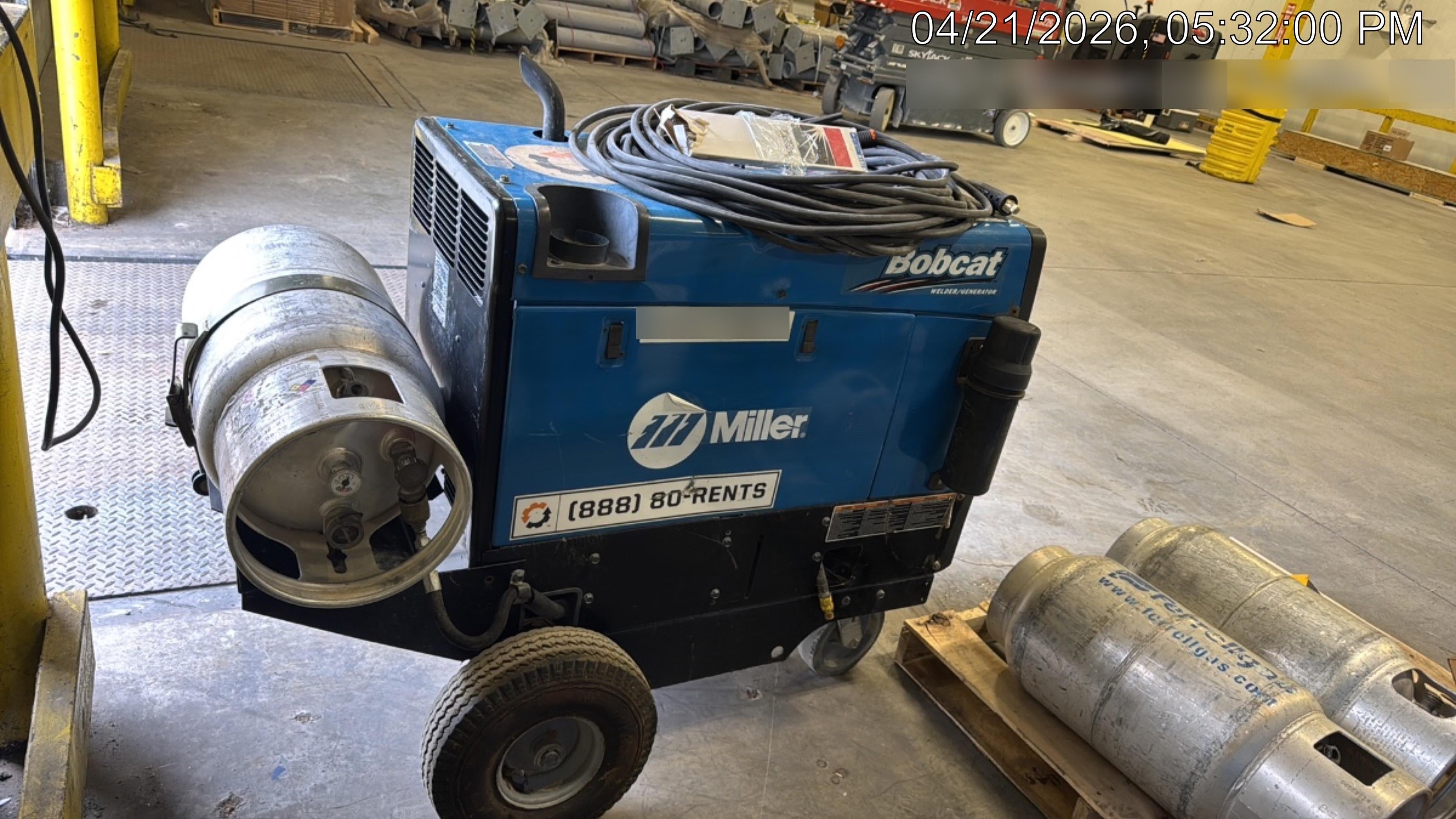 2019 Miller Electric BOBCAT 250 Standard w/Running Gear, Bracket, Hose
