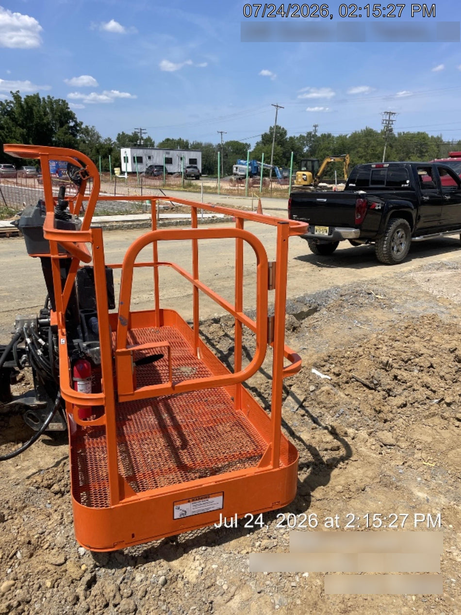 2021 JLG 660SJ
