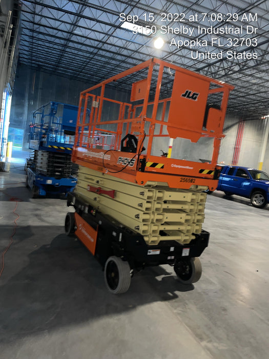 2022 JLG R4045