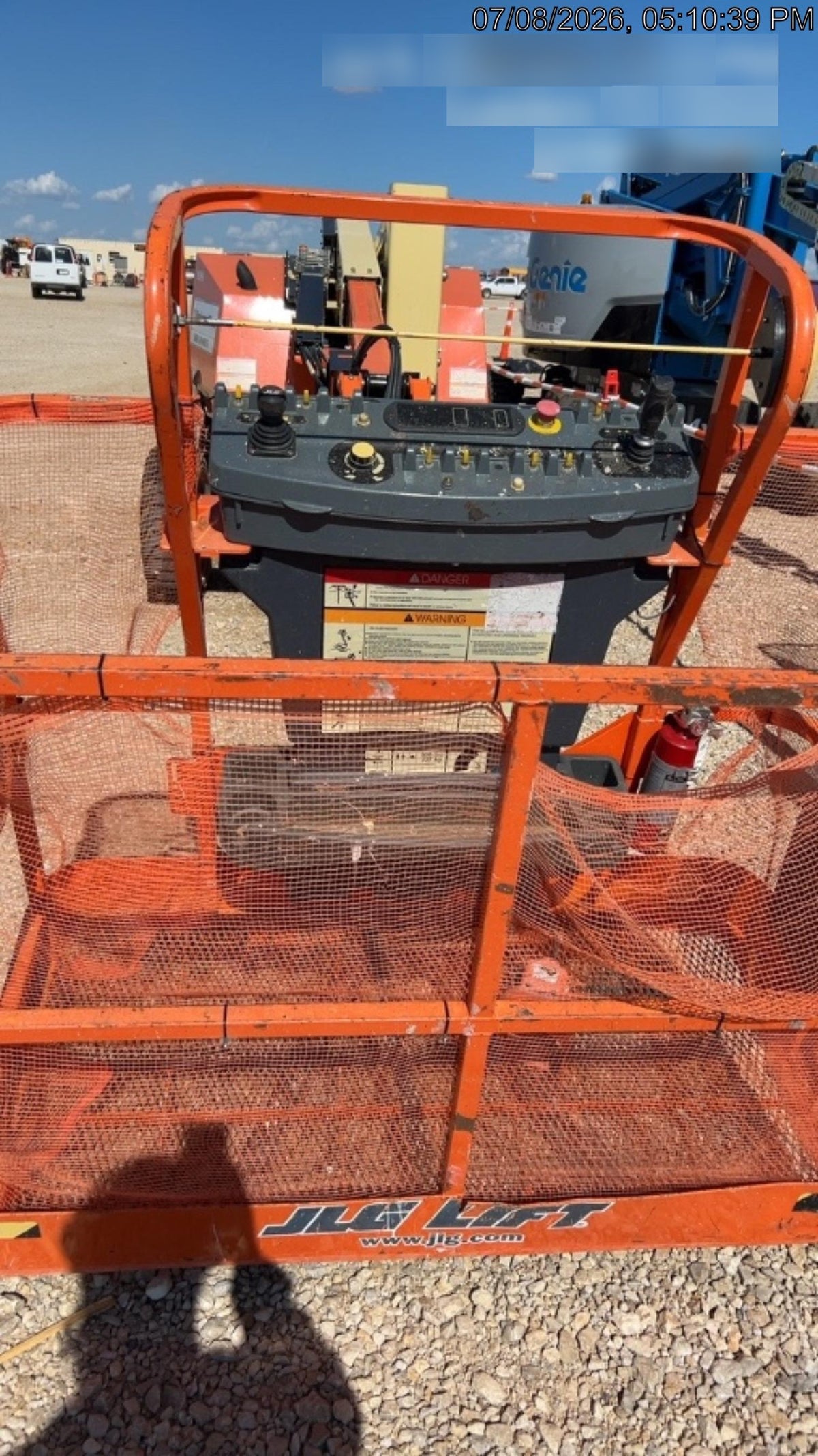 2022 JLG 340AJ