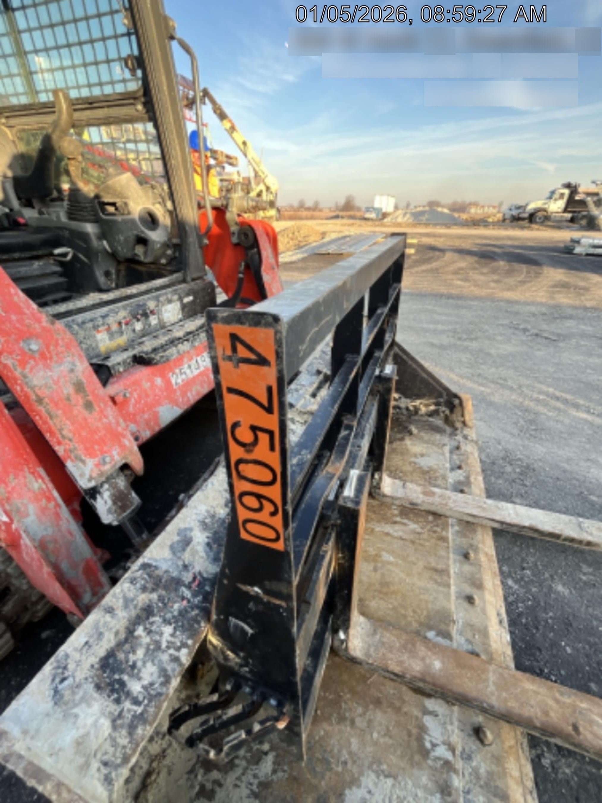 2024 ARROW MATERIAL HANDLING 48" Pallet Forks - Arrow