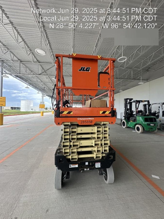 2022 JLG R4045