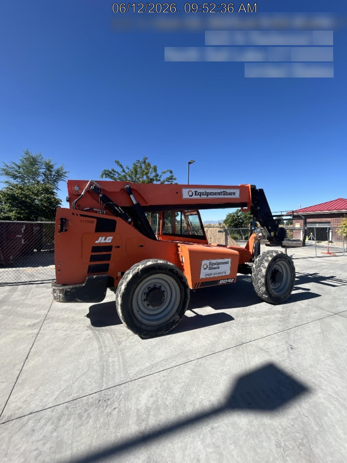 2020 SKYTRAK 8042