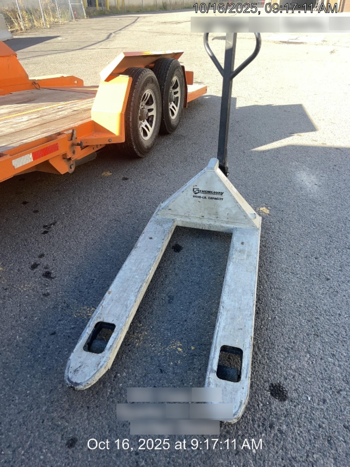 2021 STRONGWAY 4400 lb Pallet Jack