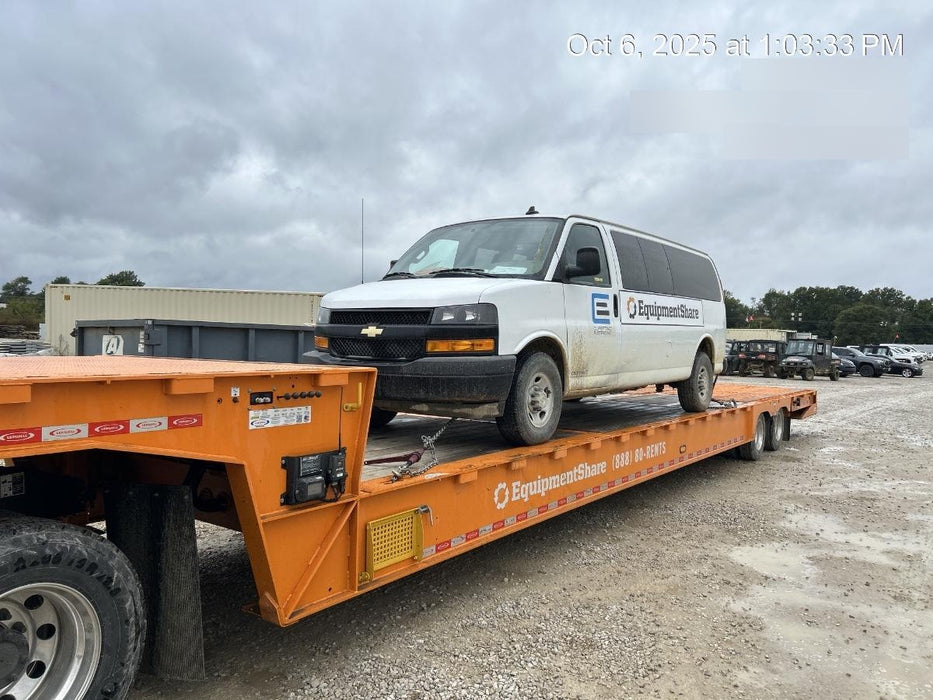 2023 CHEVROLET Express Van - Rental