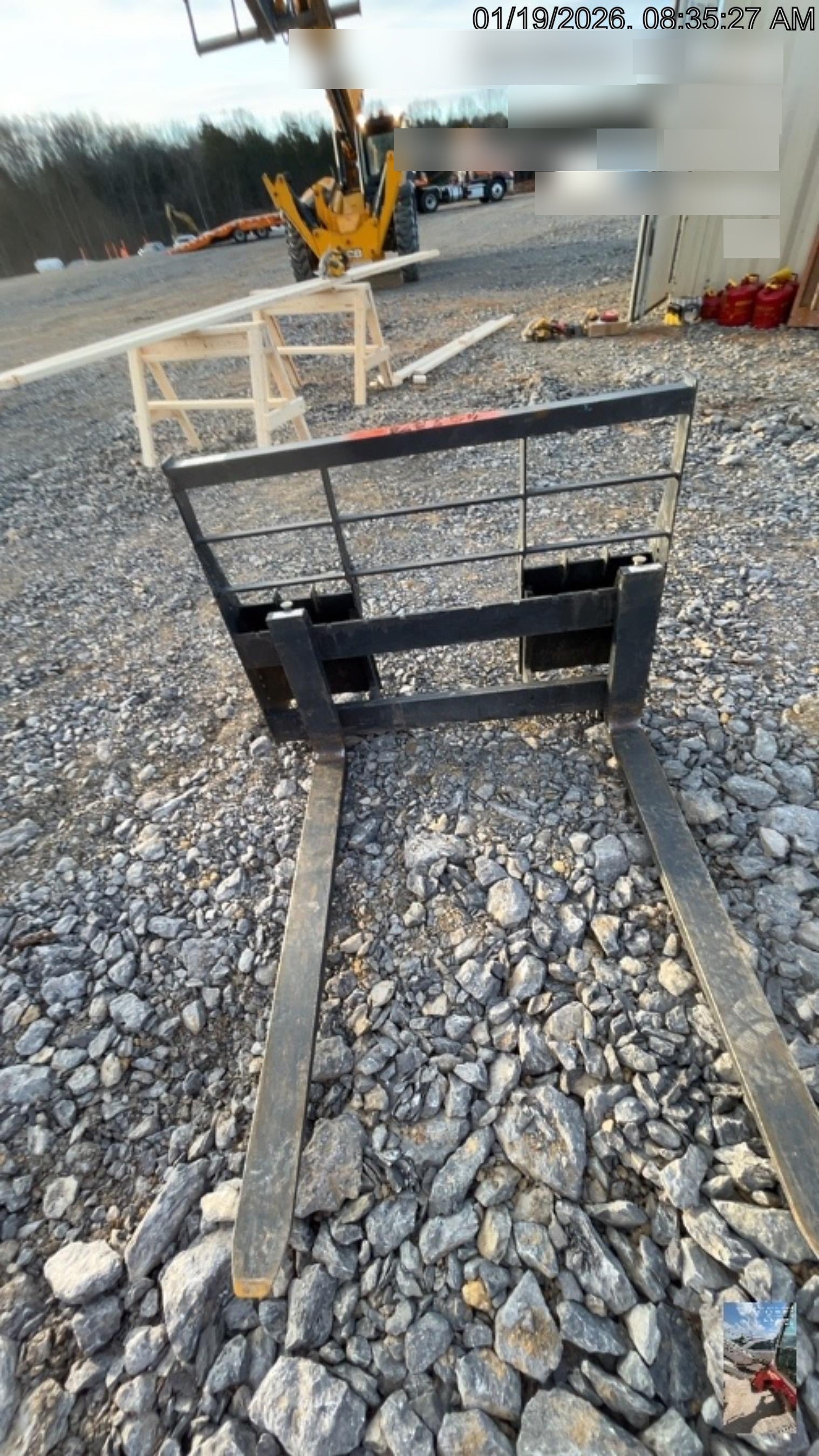 2025 ARROW MATERIAL HANDLING 48" Pallet Forks - Arrow