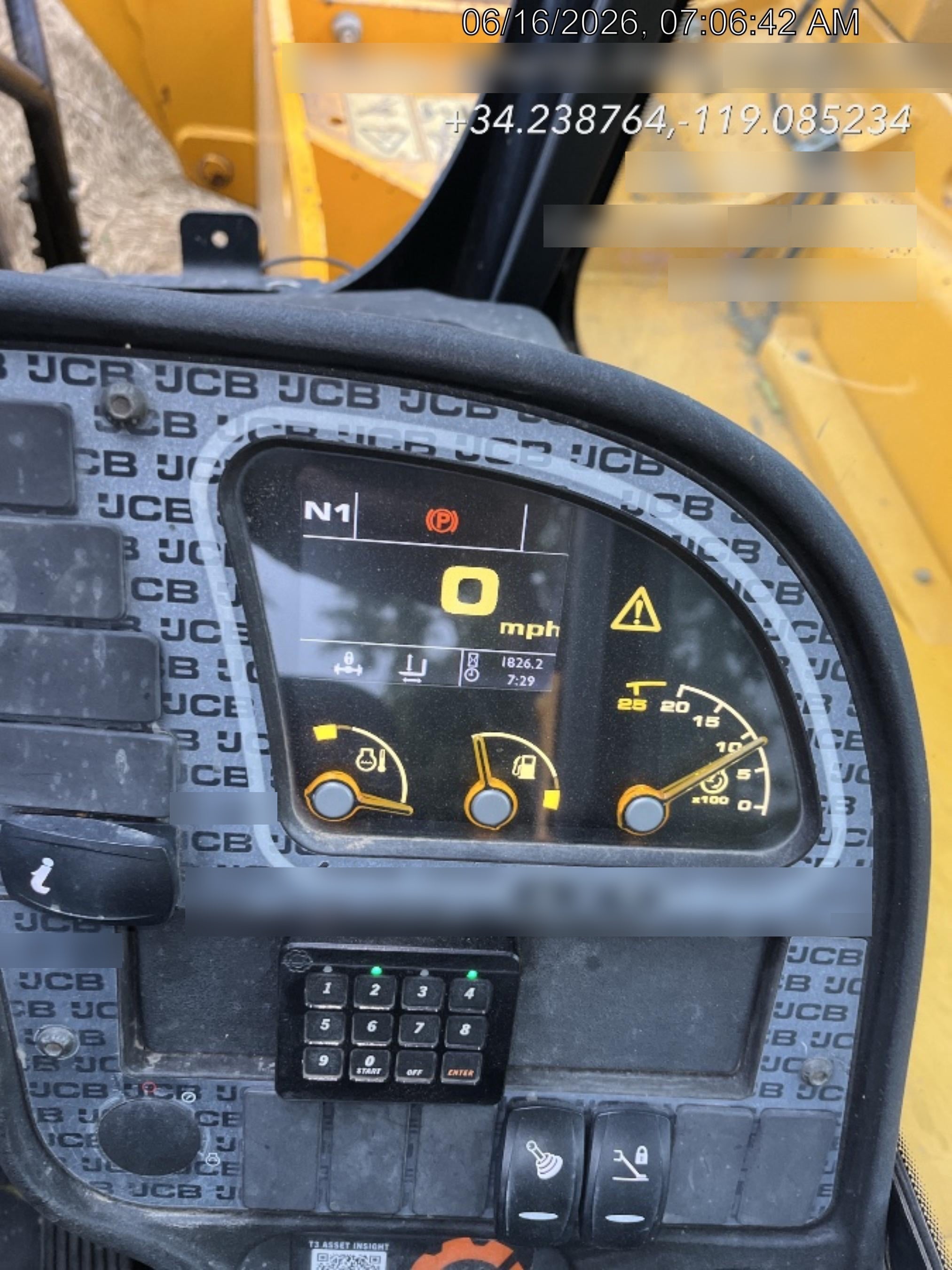 2021 JCB 510-56