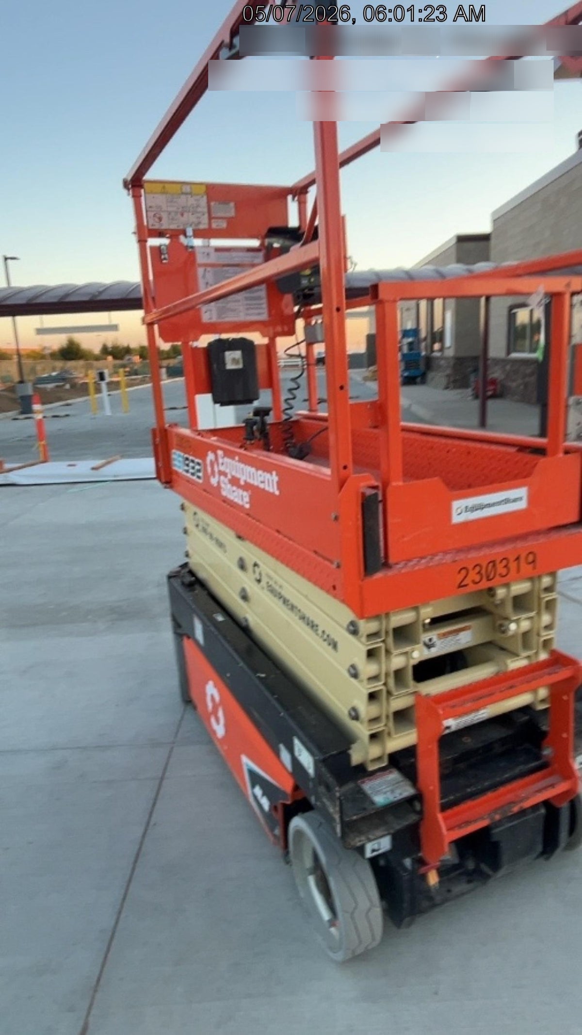 2022 JLG ES1932