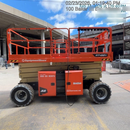2025 JLG RT4394