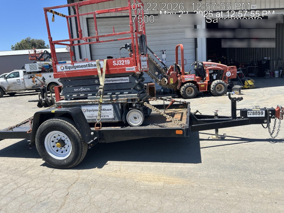 2020 Skyjack SJIII-3219 Solid NM Tires, Half height spring hinged entry gate, Dual Beacons, 800W Inverter