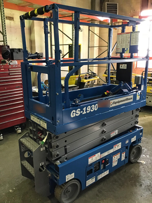 2020 Genie GS-1930 Solid Non Marking Tires, Beacon, Folding rails with half height swing gate