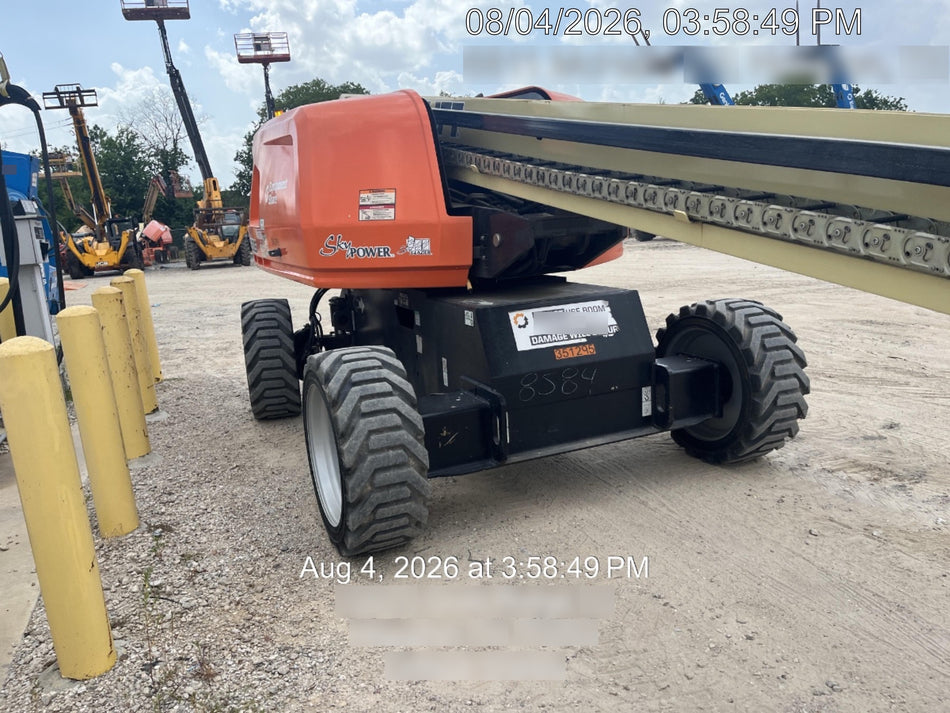 2023 JLG 600S