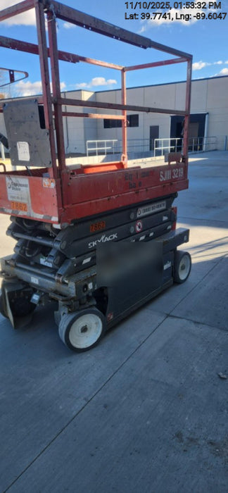 2018 Skyjack SJIII-3219 Skyjack SJIII3219 Scissor Lift w/Trojan Batteries