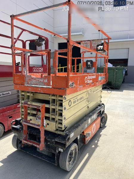 2022 JLG ES3246