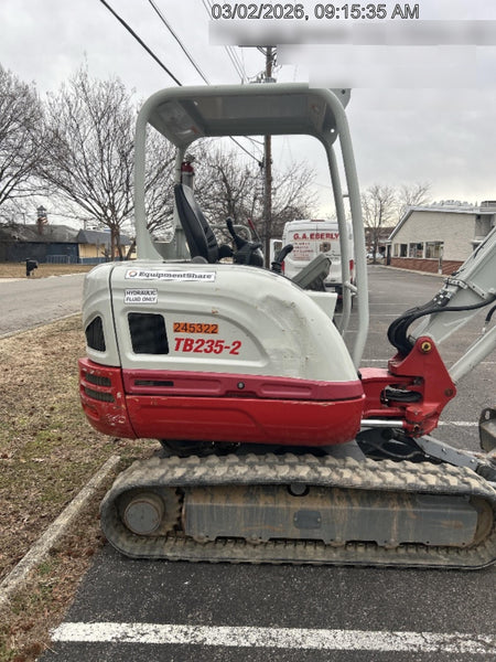 2022 TAKEUCHI TB235-2R