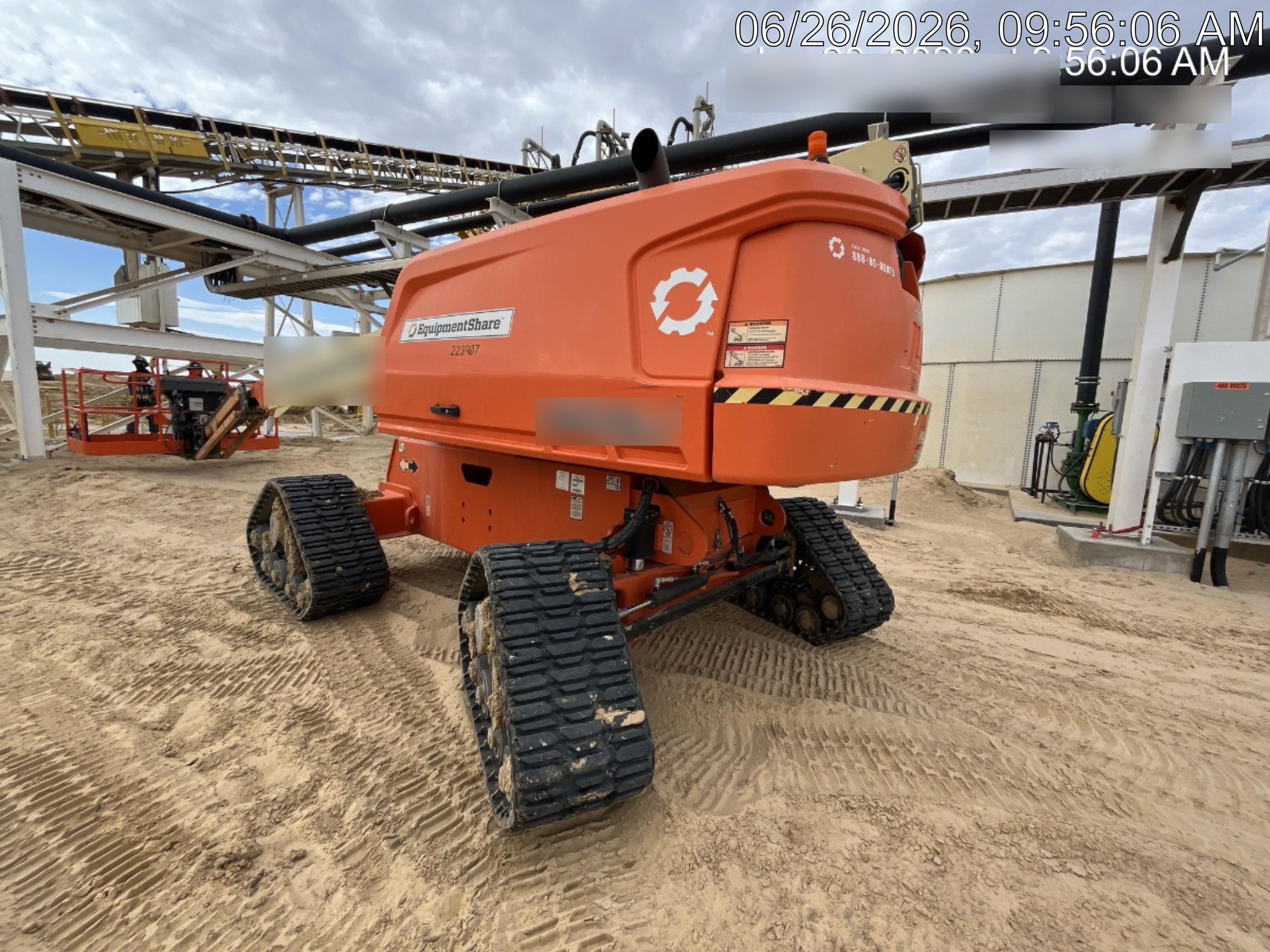 2022 JLG 660SJ Quad Track