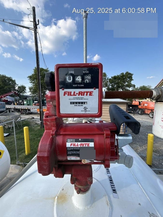 2018 Genie GTH-636 Genie GTH-636 w/Enclosed Cab w/HVAC, Work Lights, Solid Tires, Beacon, 48" Carriage and Forks