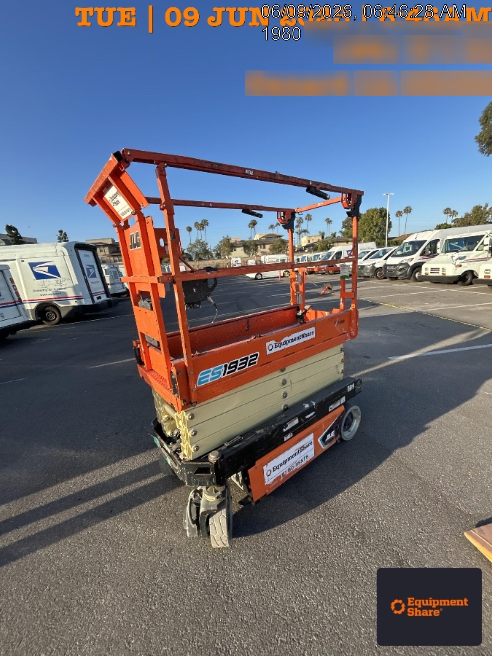 2022 JLG ES1932