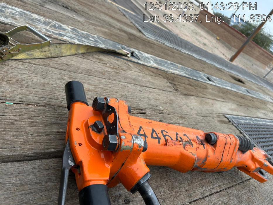 2024 MICHIGAN PNEUMATIC ES-TPB90-118-TRACKER