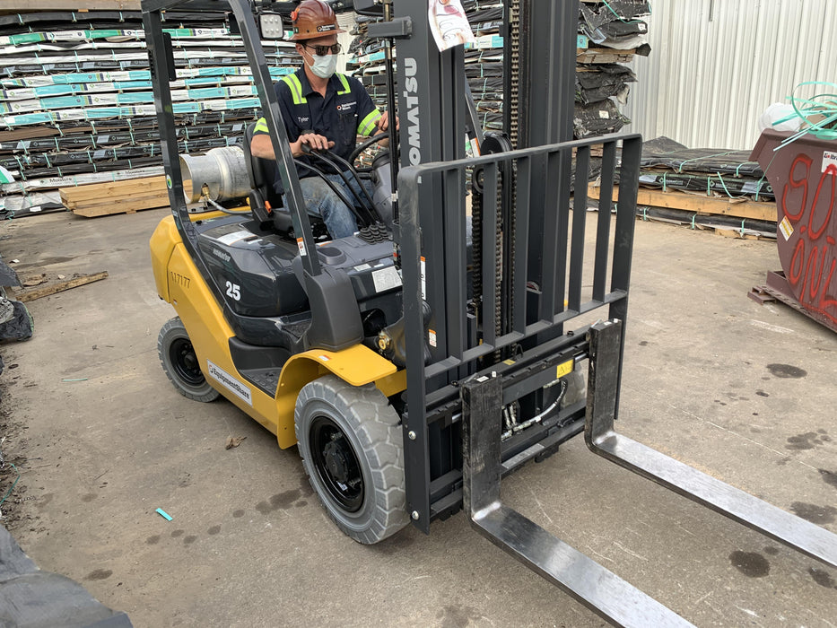 2020 KOMATSU FG25T-16