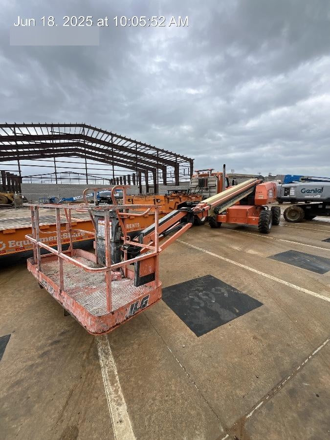 2016 JLG 660SJ
