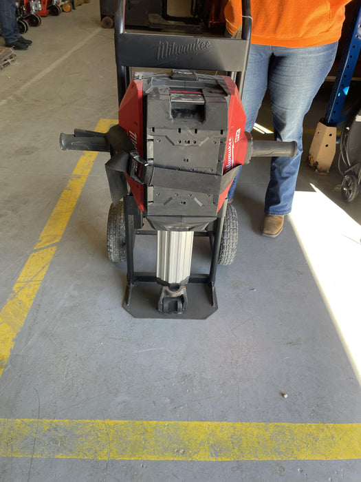 2022 MILWAUKEE MXF368-1XC