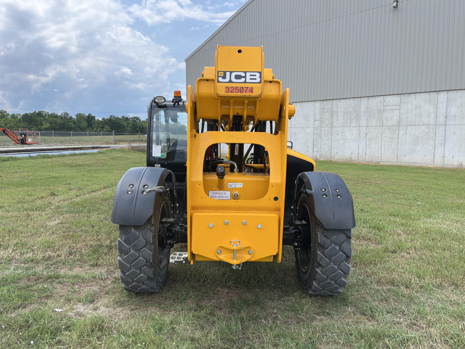 2023 JCB 509-42
