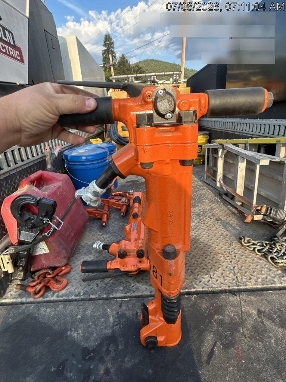 2024 MICHIGAN PNEUMATIC ES-TPB60-118-TRACKER
