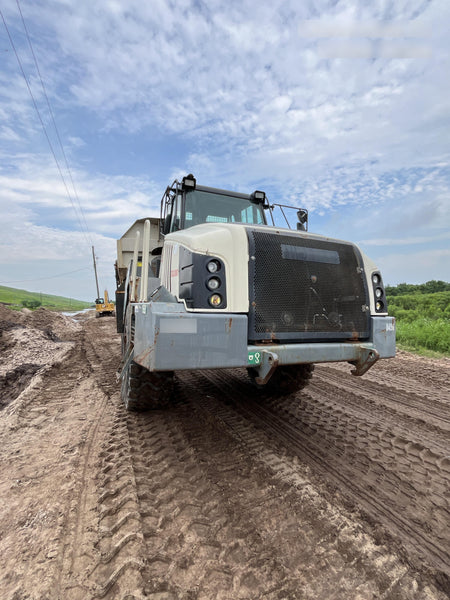 2018 TEREX TA300