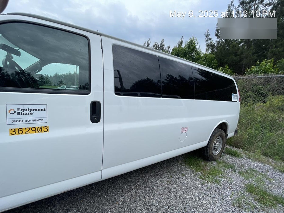 2023 CHEVROLET Express Van - Rental