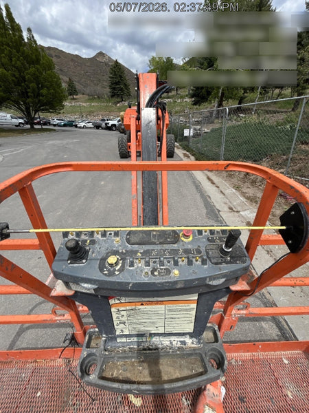 2022 JLG 860SJ