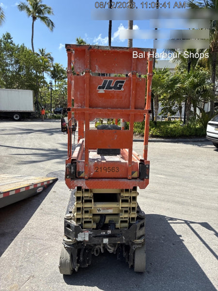 2022 JLG ES1932
