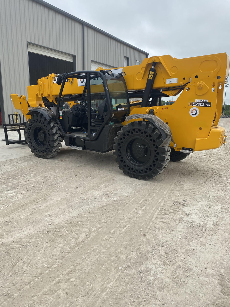 2022 JCB 510-56