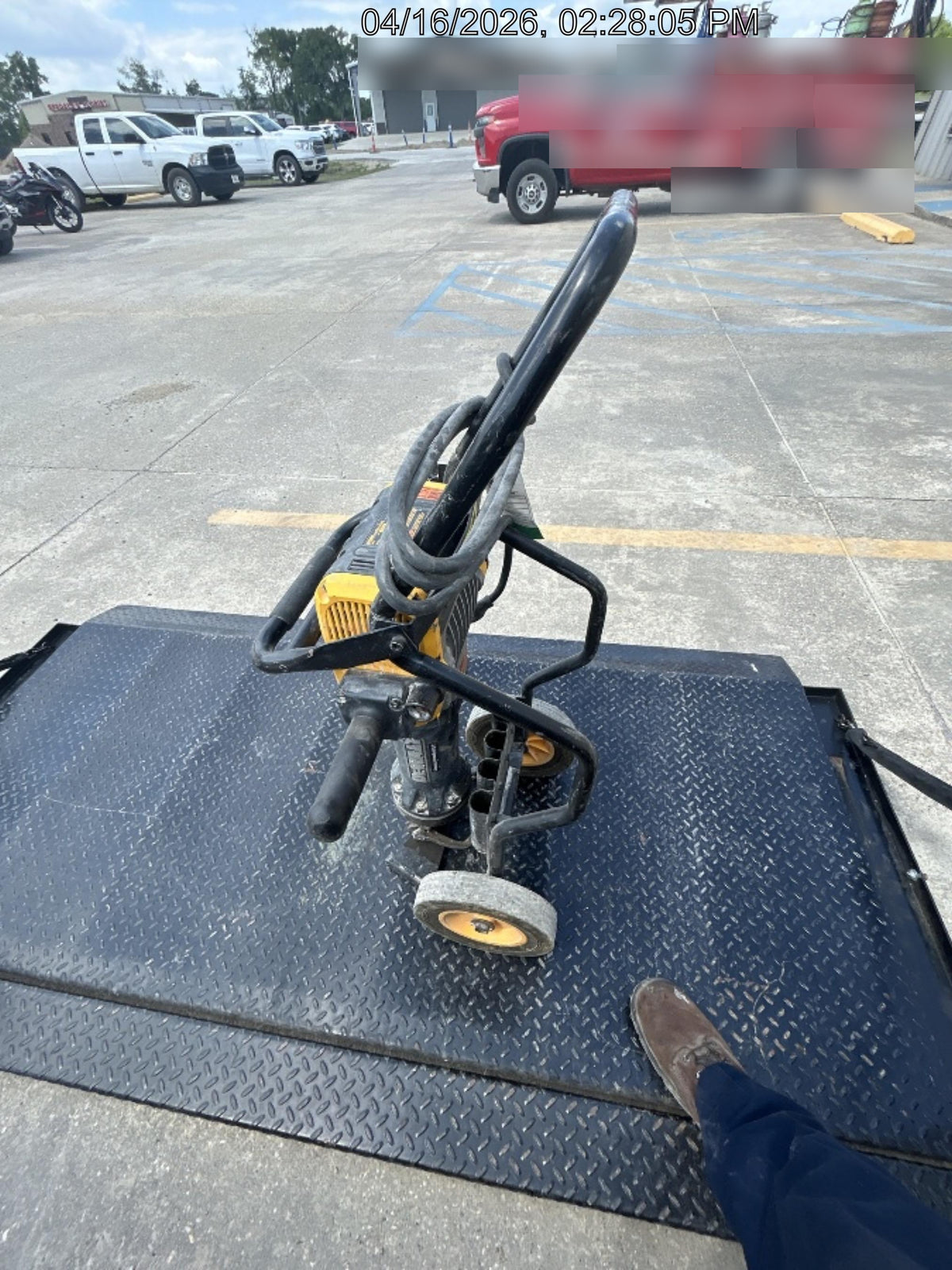 2020 DEWALT D25980K