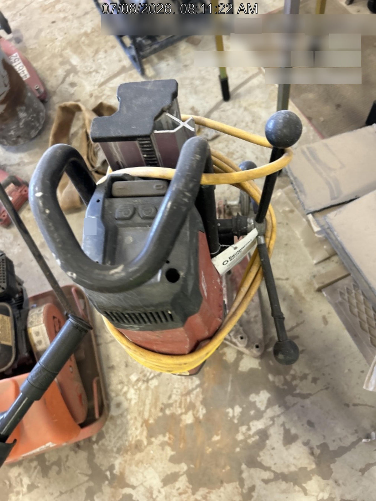 2022 HILTI DD250E
