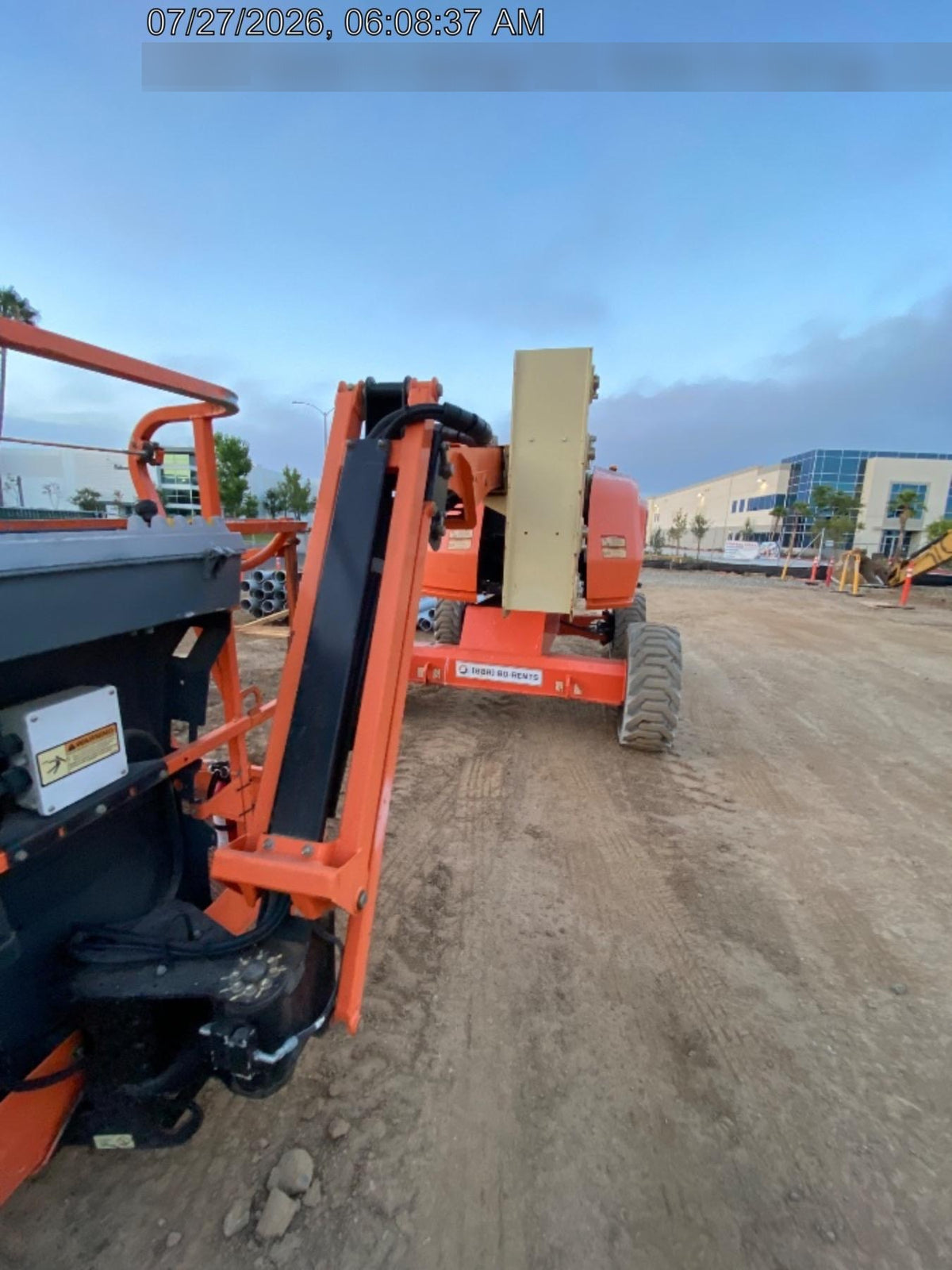 2020 JLG 450AJ