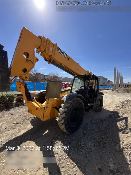 2019 JCB 512-56 74 HP w/Open ROPS, Beacon, Aux Hydraulics, Worklights, Solid Tires w/60" Carriage/Forks