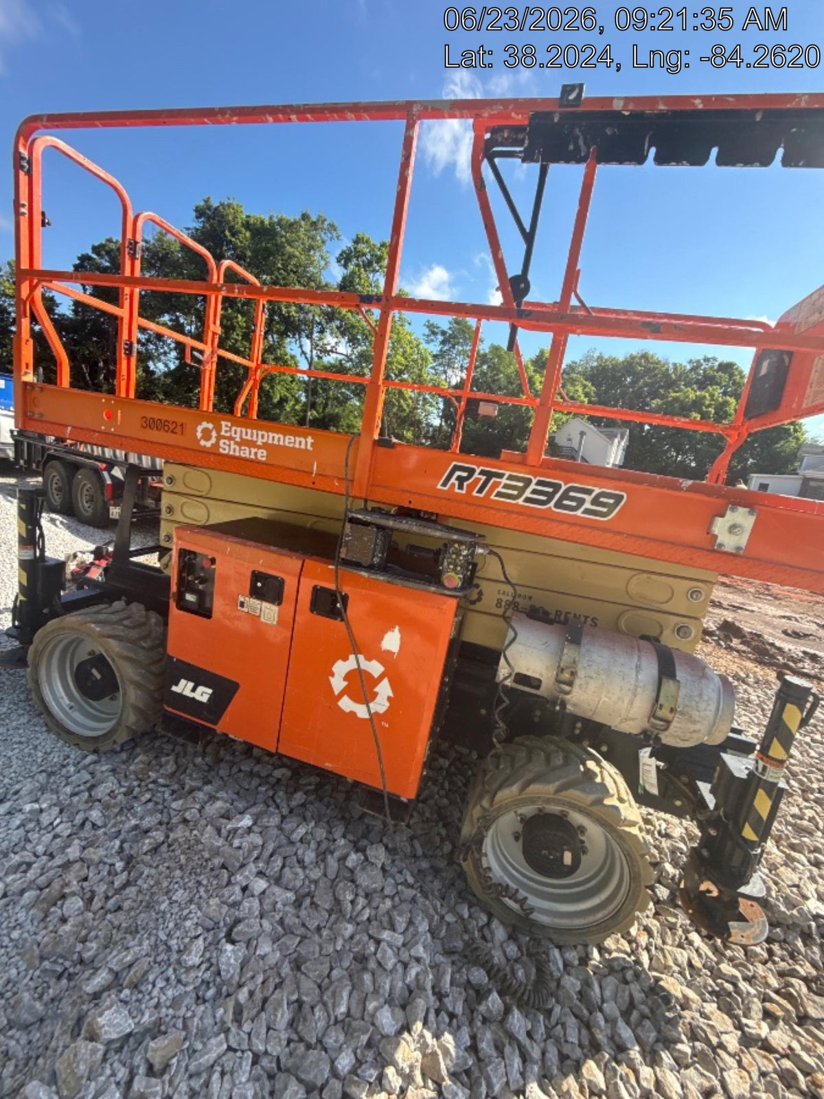 2023 JLG RT3369